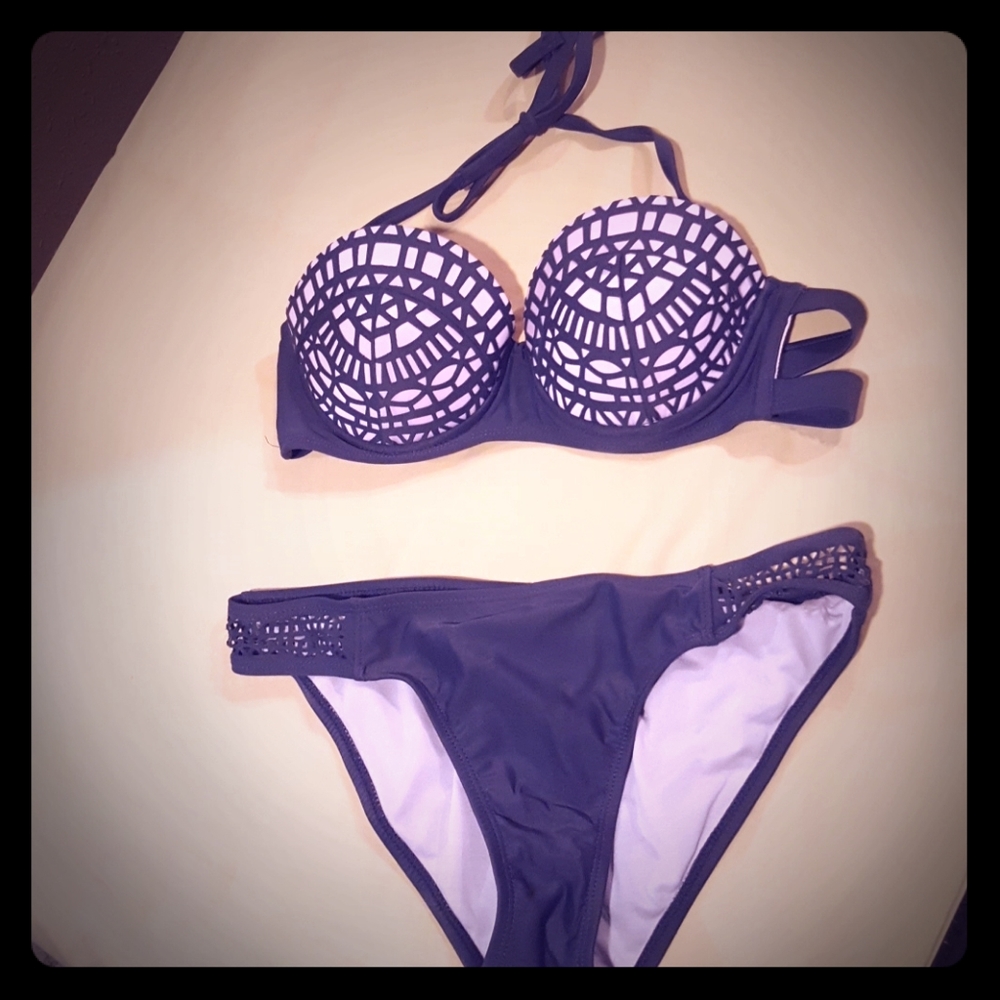 🛍Xhilaration Bikini Top & Bottom Gray Pink